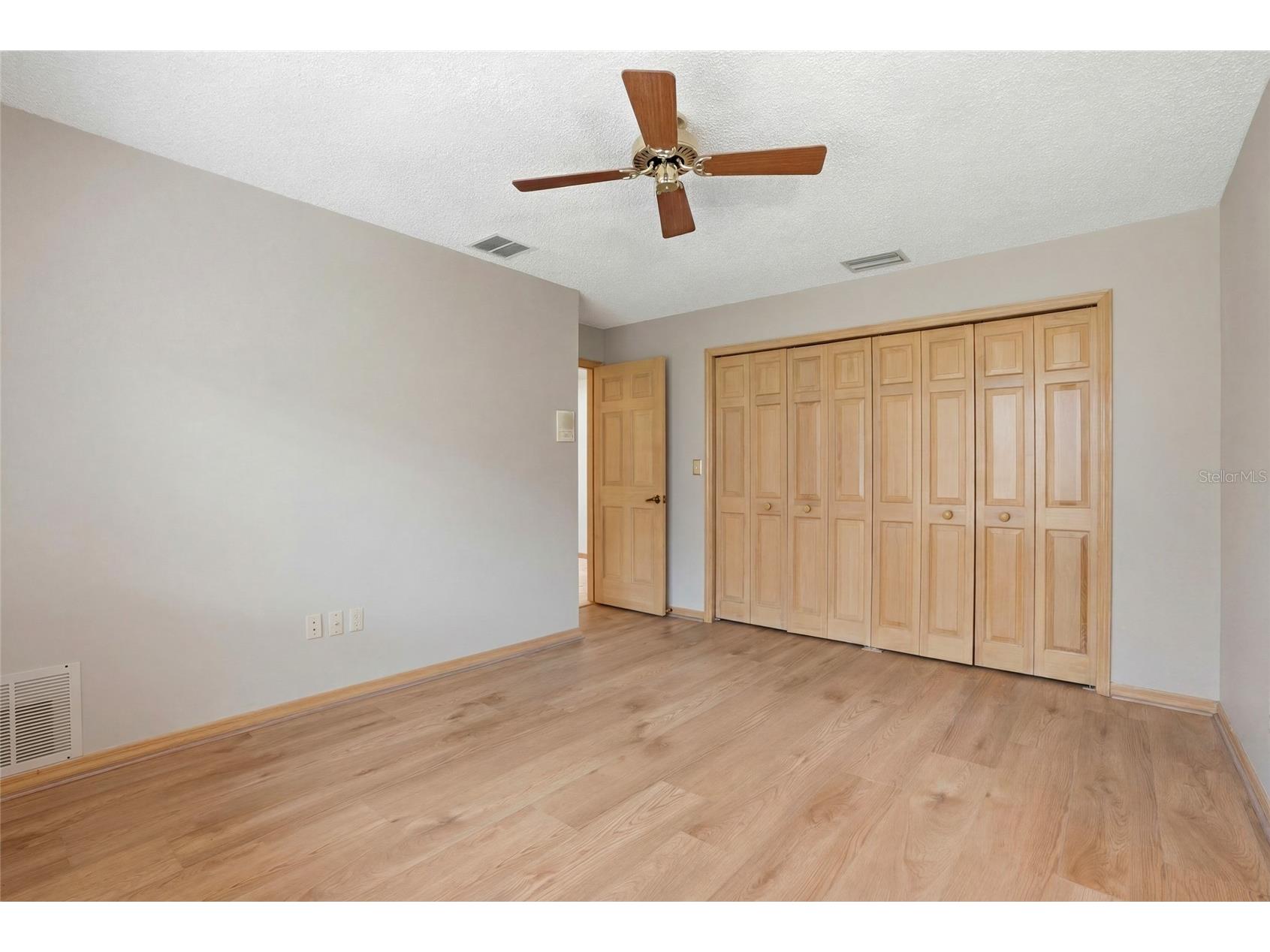 3493 Shoreline Circle Palm Harbor FL 34684 - LAKE TARPON TB8511432 image44