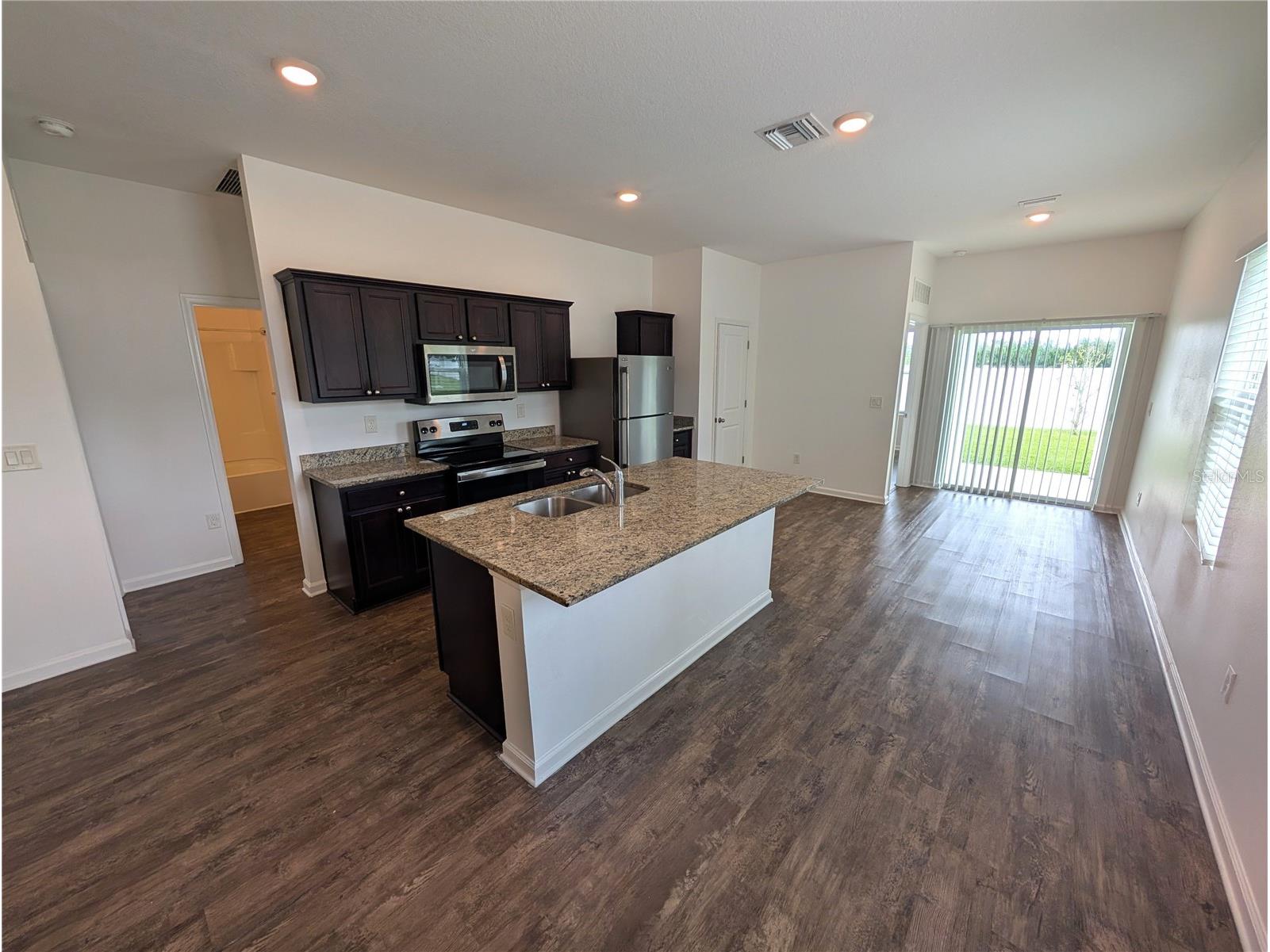 34933 Daisy Meadow Loop Zephyrhills FL 33541 O6413836 image7