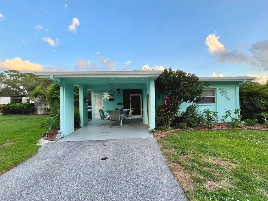 3495 Tree Line Court #8 Sarasota FL 34231 A4584697 image1