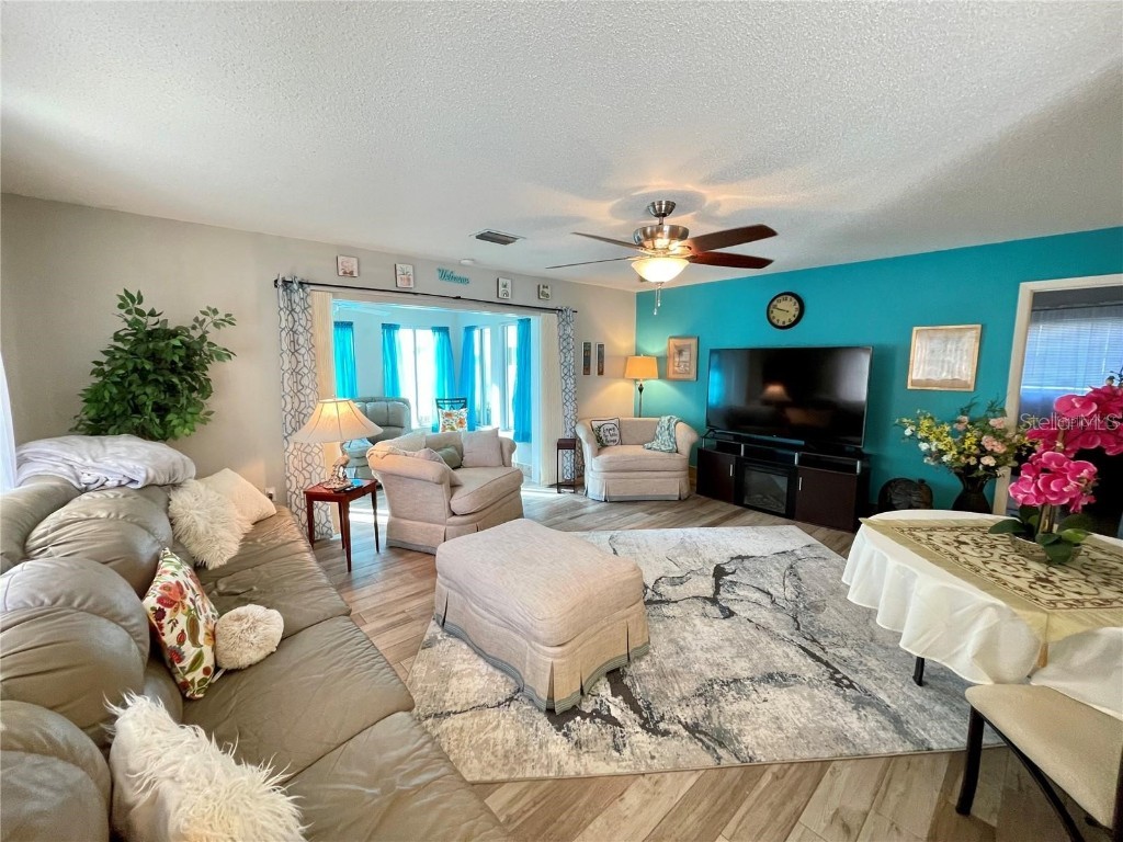 3495 Tree Line Court #8 Sarasota FL 34231 A4677216 image13