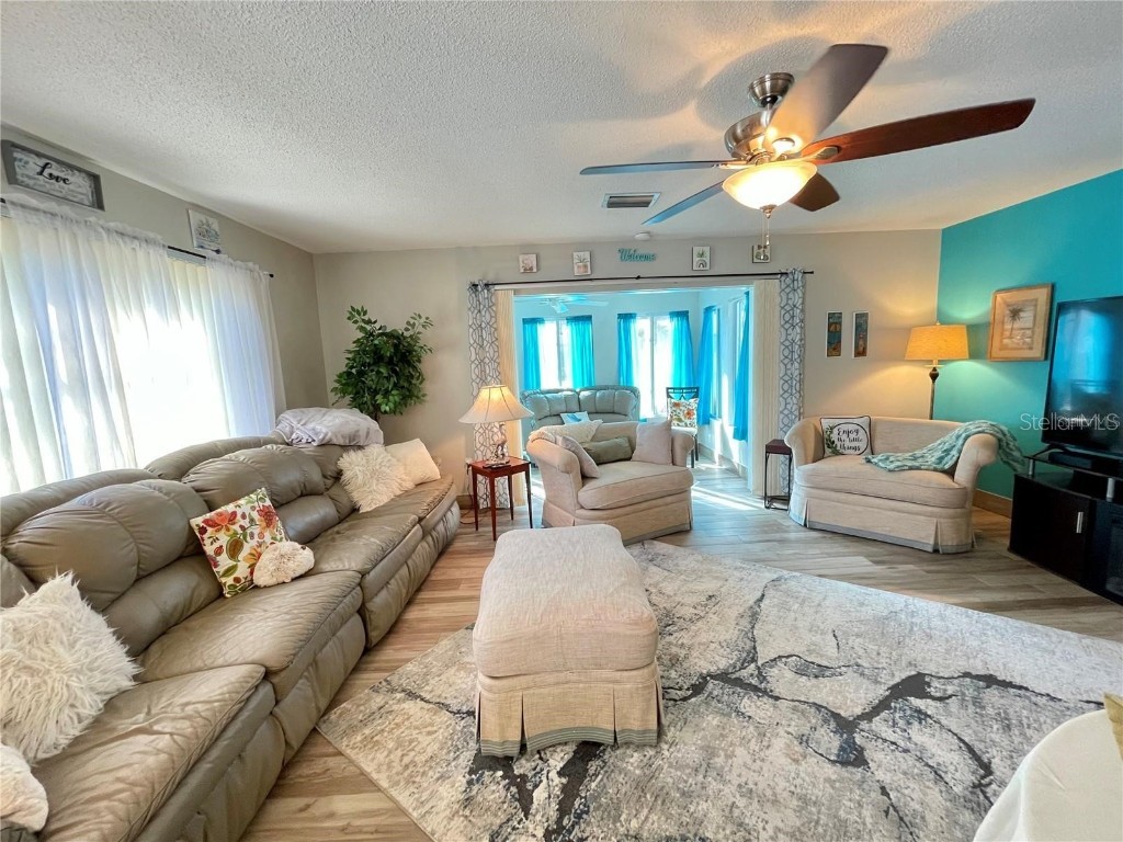 3495 Tree Line Court #8 Sarasota FL 34231 A4677216 image14