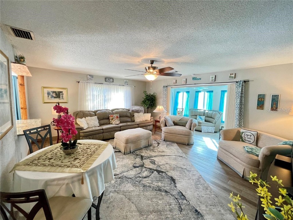 3495 Tree Line Court #8 Sarasota FL 34231 A4677216 image15