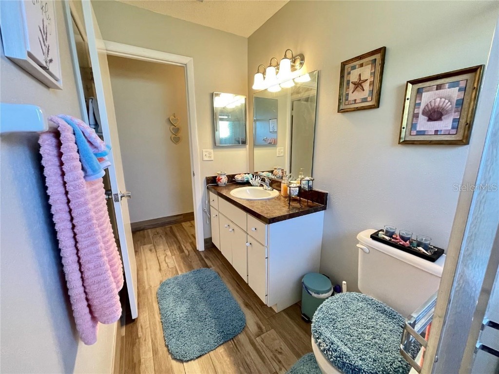 3495 Tree Line Court #8 Sarasota FL 34231 A4677216 image28