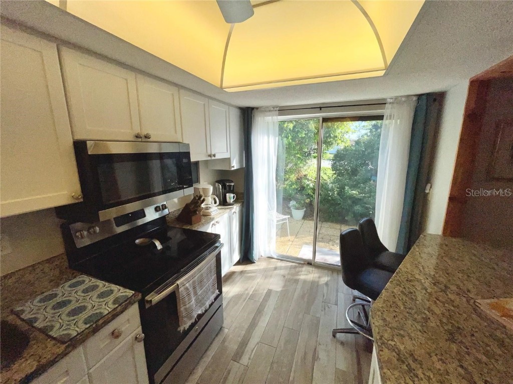 3495 Tree Line Court #8 Sarasota FL 34231 A4677216 image8