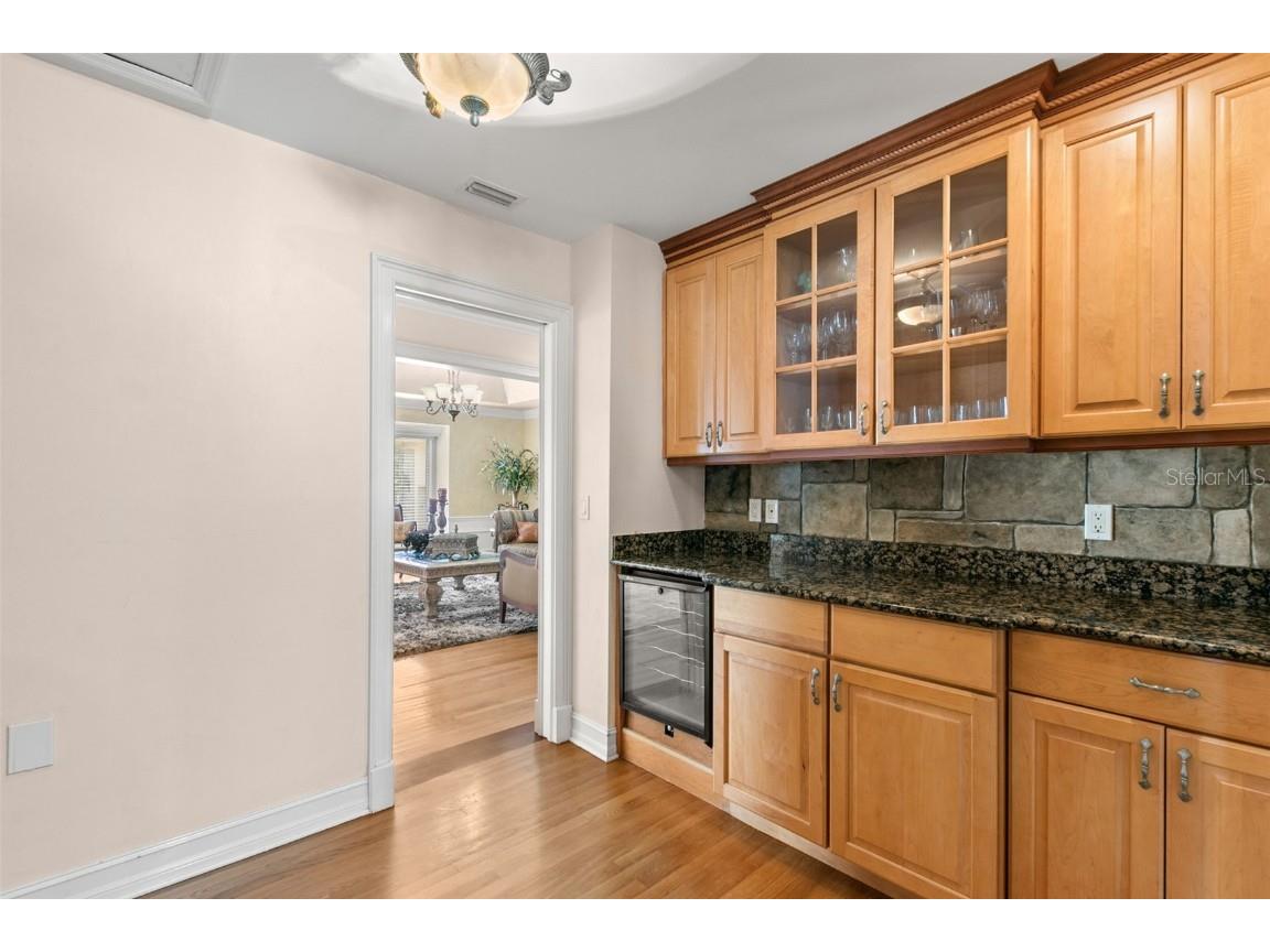 3498 Shoreline Circle Palm Harbor FL 34684 TB8437347 image22