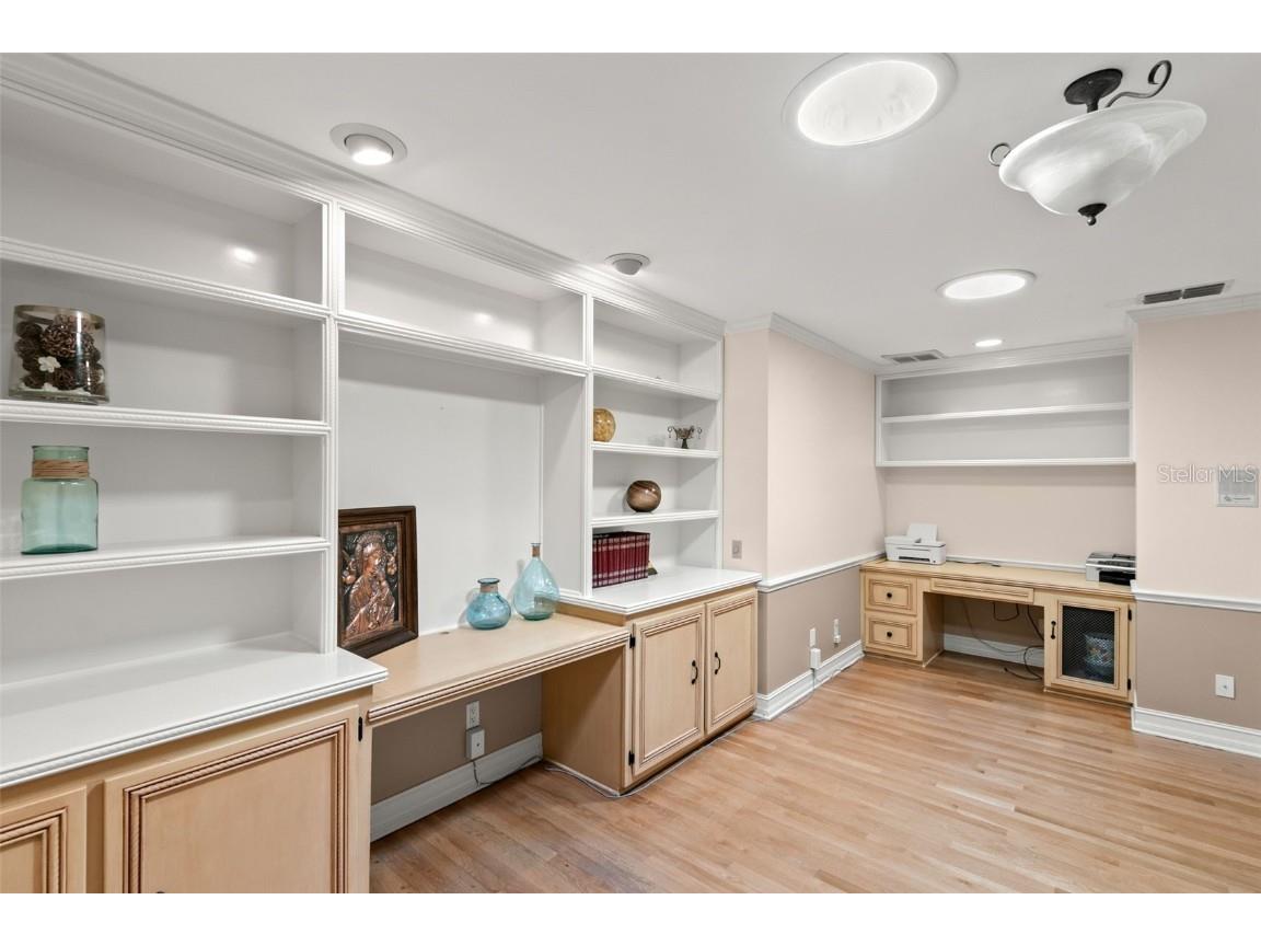 3498 Shoreline Circle Palm Harbor FL 34684 TB8437347 image47