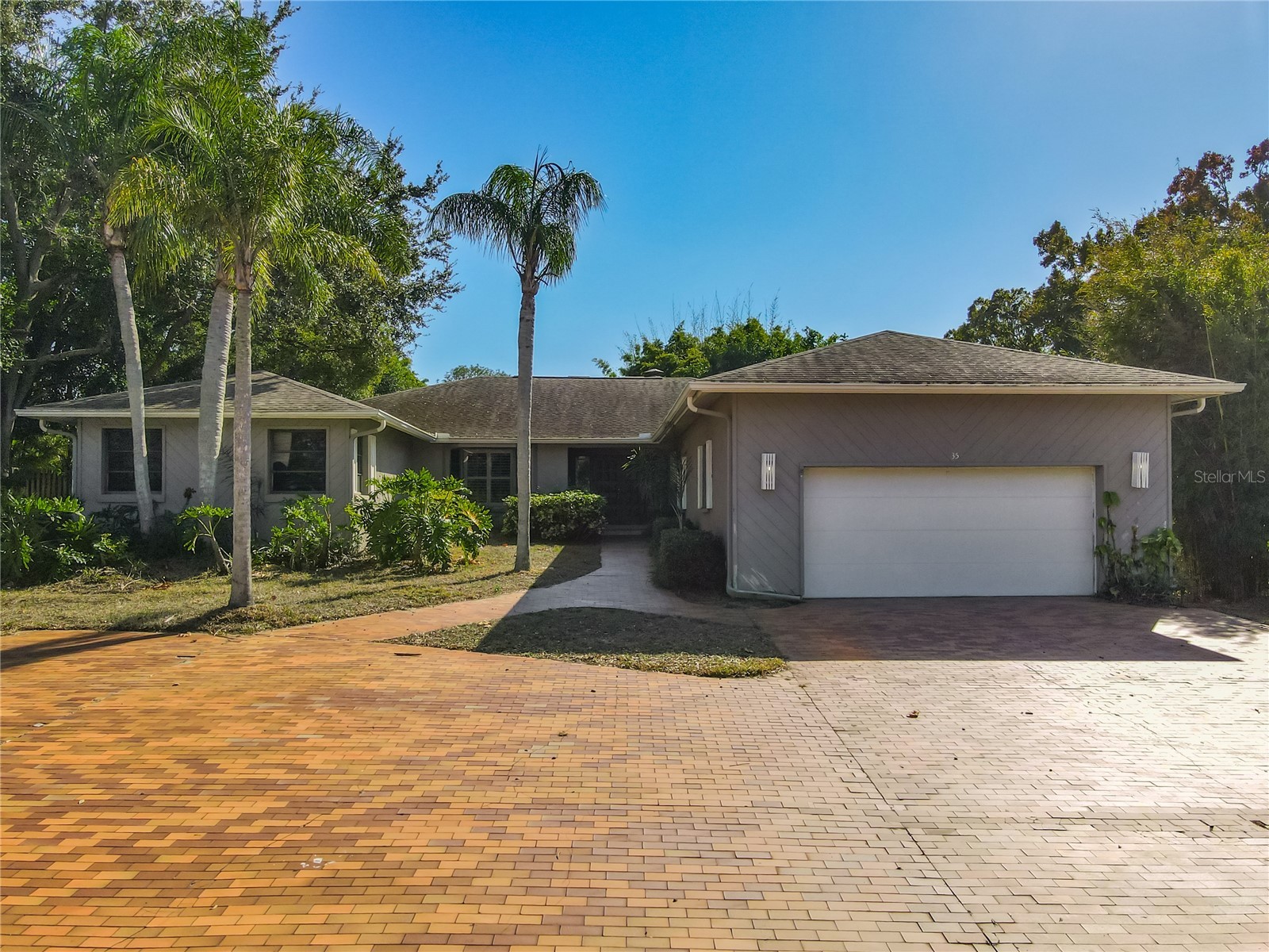 35 Baywood Court Palm Harbor FL 34683 TB8458874 image1
