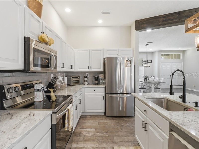 35 Cypress Boulevard E Homosassa FL 34446 OM723039 image15