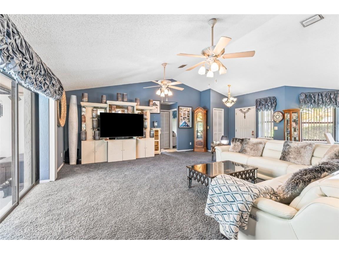 35 Ellington Drive Palm Coast FL 32164 FC313533 image13