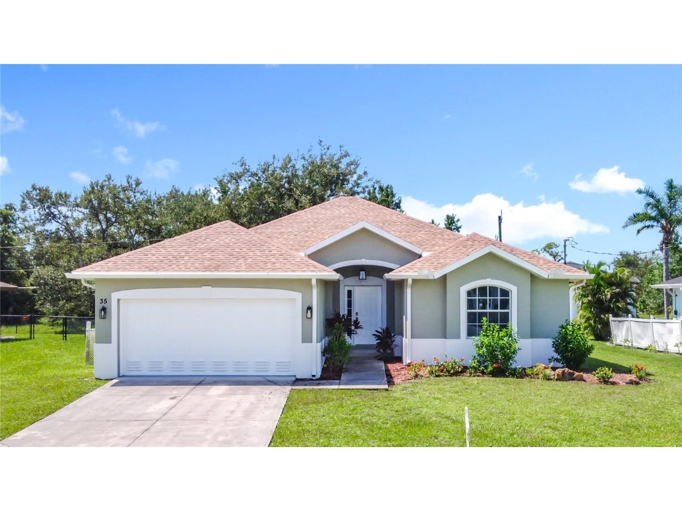 35 Mark Twain Lane Rotonda West FL 33947 D6137991 image1
