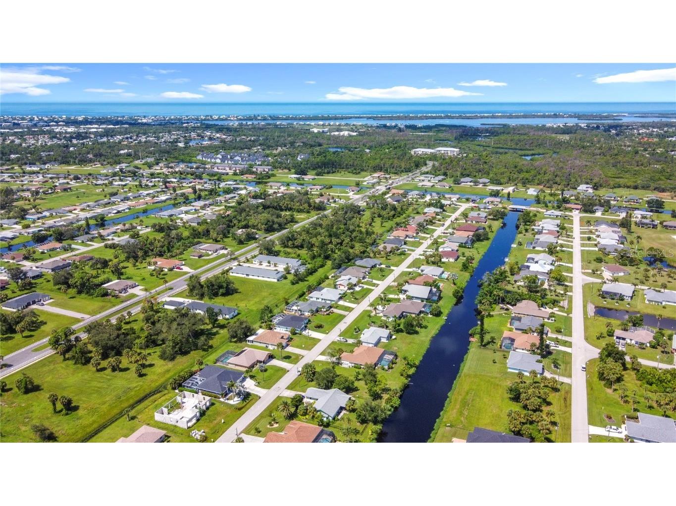 35 Mark Twain Lane Rotonda West FL 33947 D6137991 image2