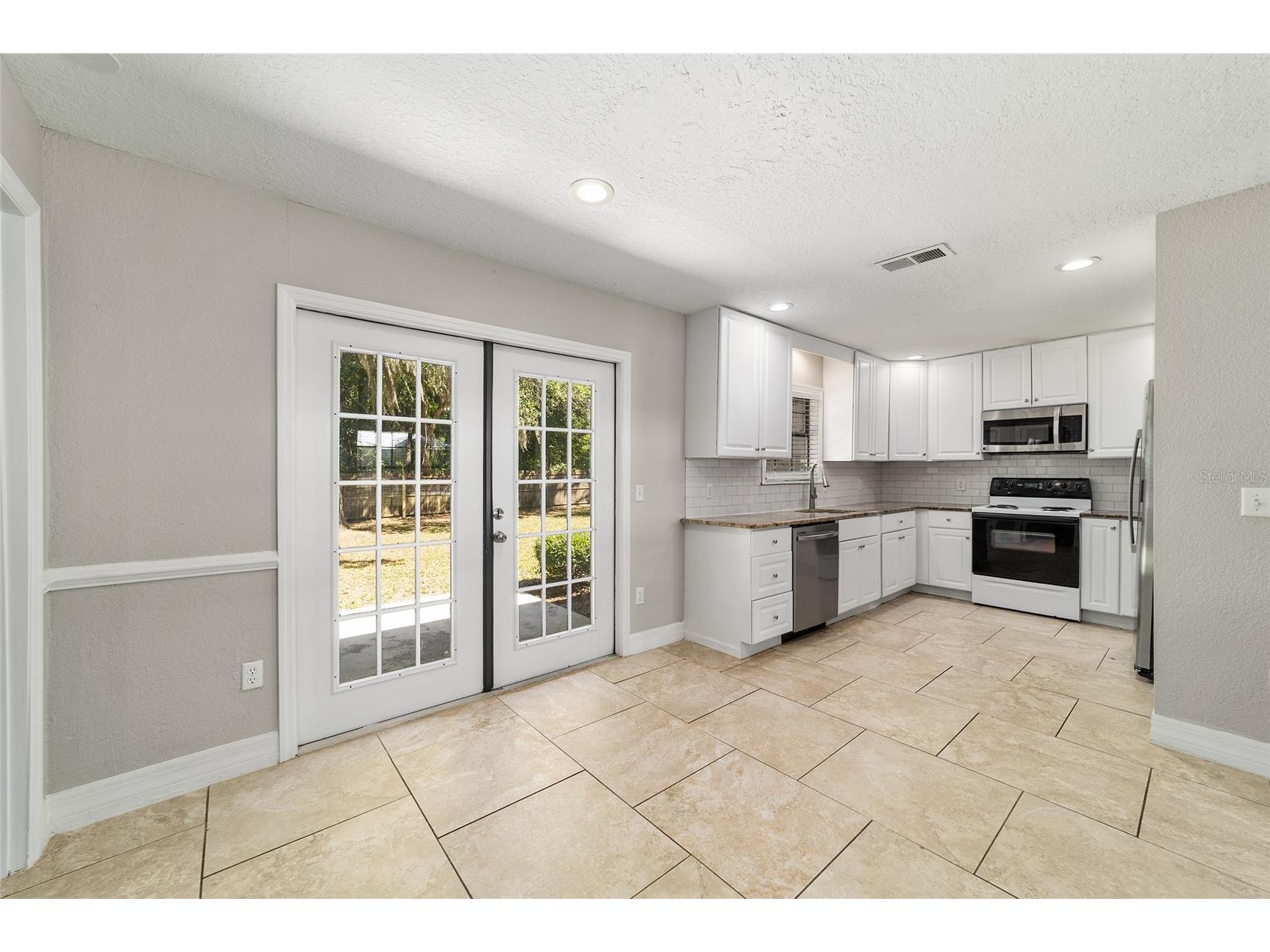 35 Pine Circle Ocala FL 34472 OM724891 image13