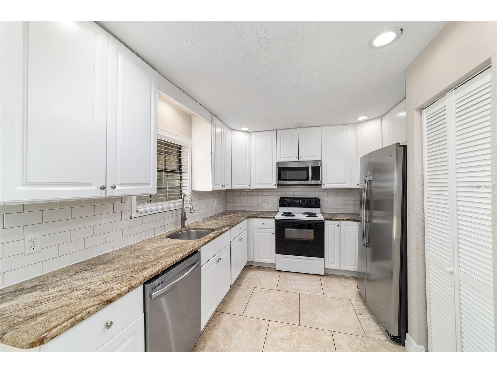 35 Pine Circle Ocala FL 34472 OM724891 image17