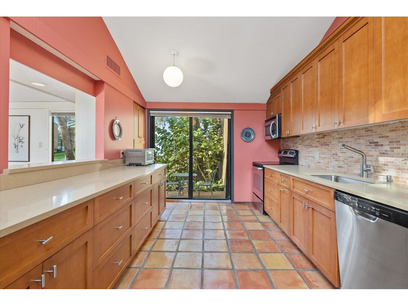 35 Sandy Cove Road #2A Sarasota FL 34242 - GULF OF MEXICO A4653716 image16