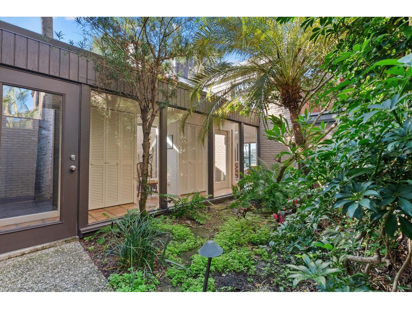 35 Sandy Cove Road #2A Sarasota FL 34242 - GULF OF MEXICO A4653716 image6
