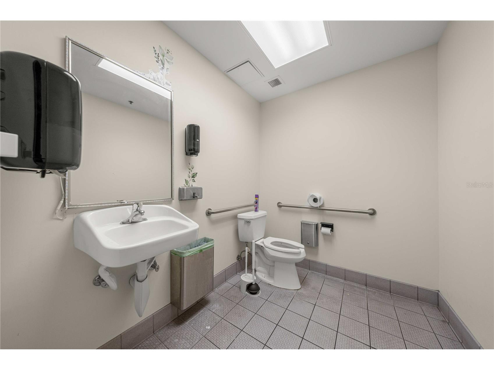 35 SE 1st Avenue #2ND FLOOR Ocala FL 34471 OM725634 image44
