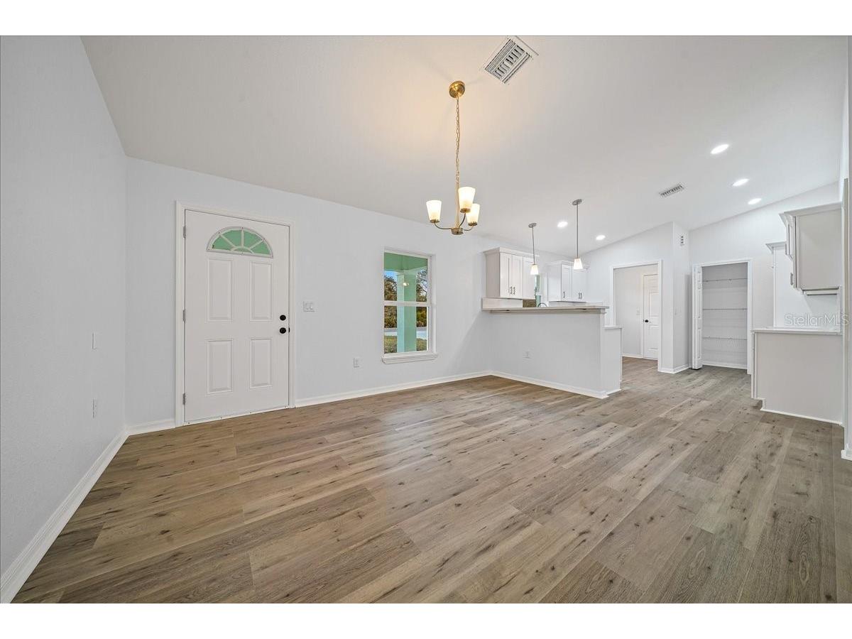 35 Sequoia Trail Ocklawaha FL 32179 OM717583 image10