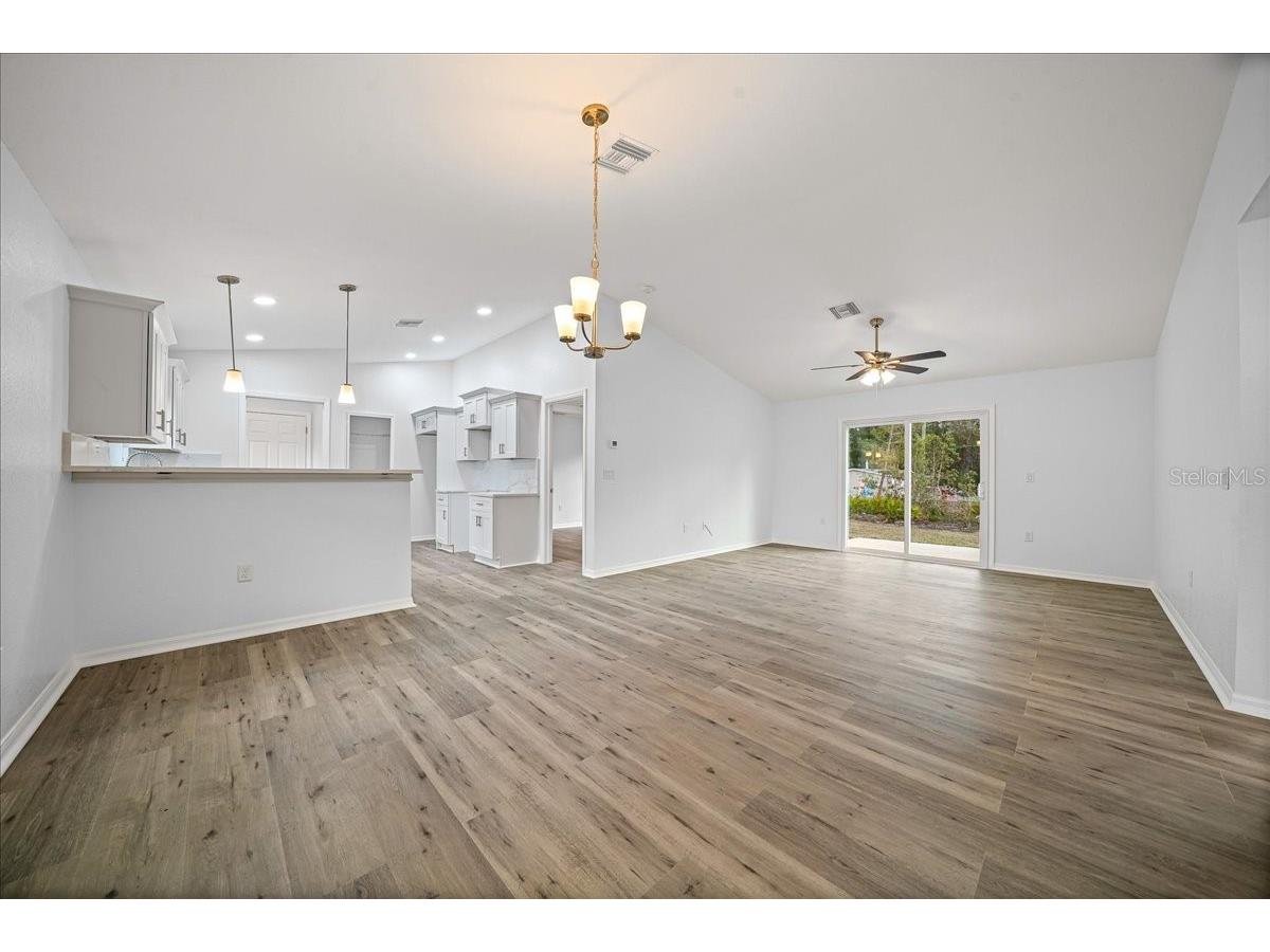 35 Sequoia Trail Ocklawaha FL 32179 OM717583 image6