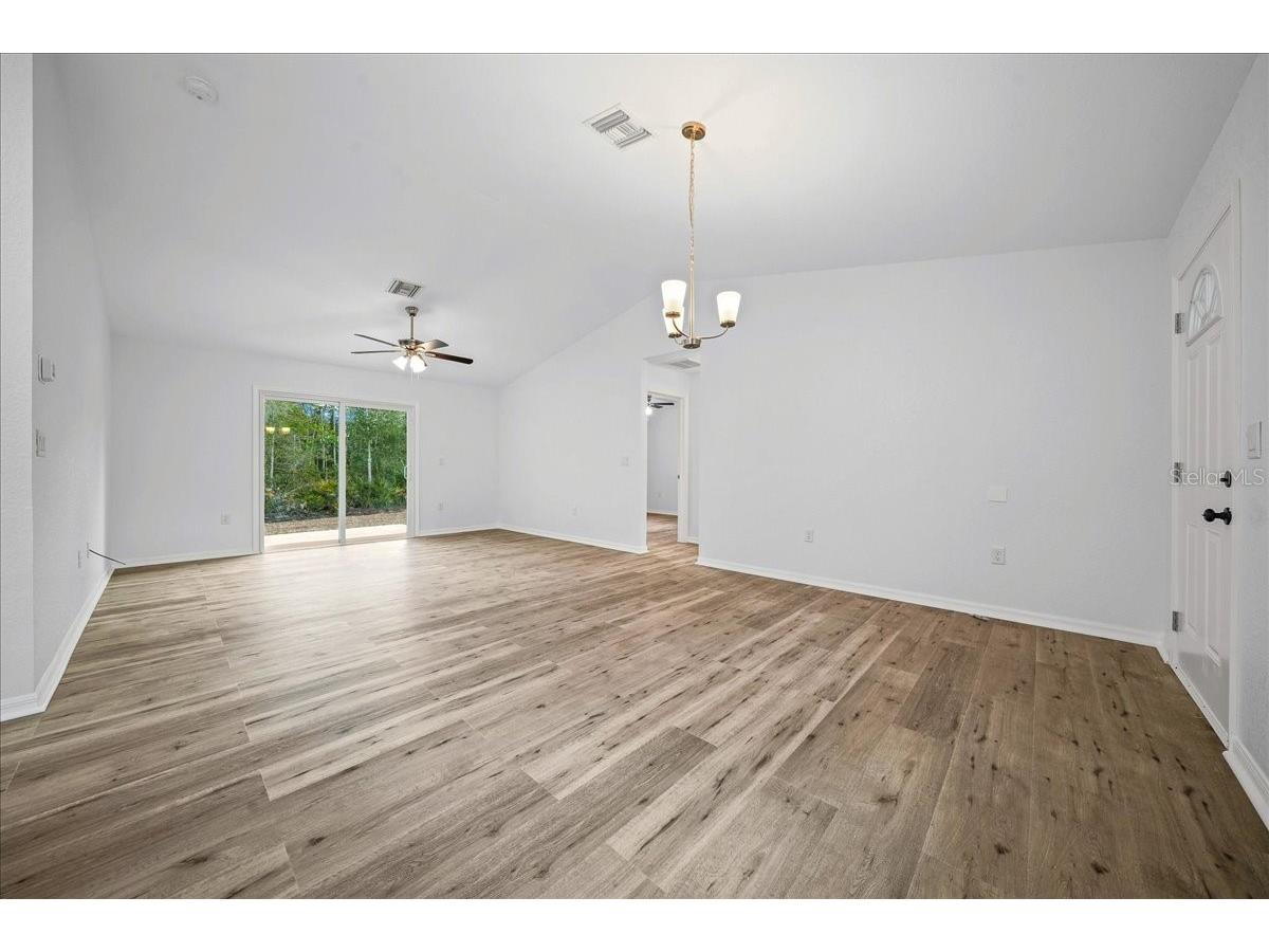 35 Sequoia Trail Ocklawaha FL 32179 OM717583 image7