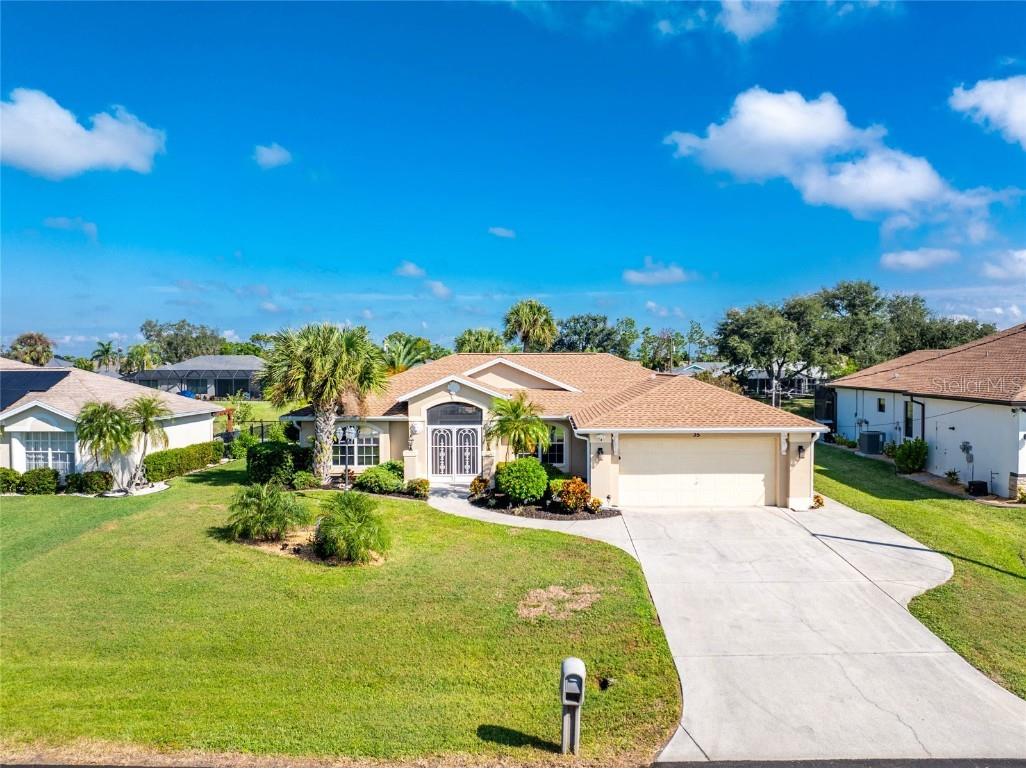 35 Sportsman Place Rotonda West FL 33947 D6144277 image1