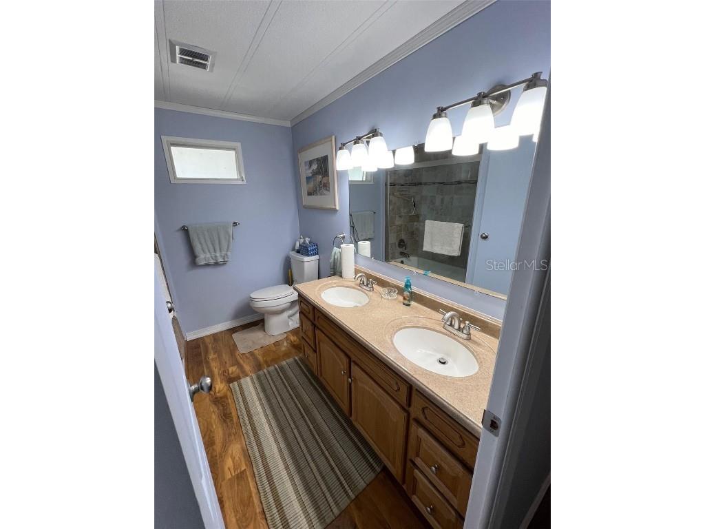 35 Thatch Palm Street E #35 Largo FL 33770 TB8306831 image19