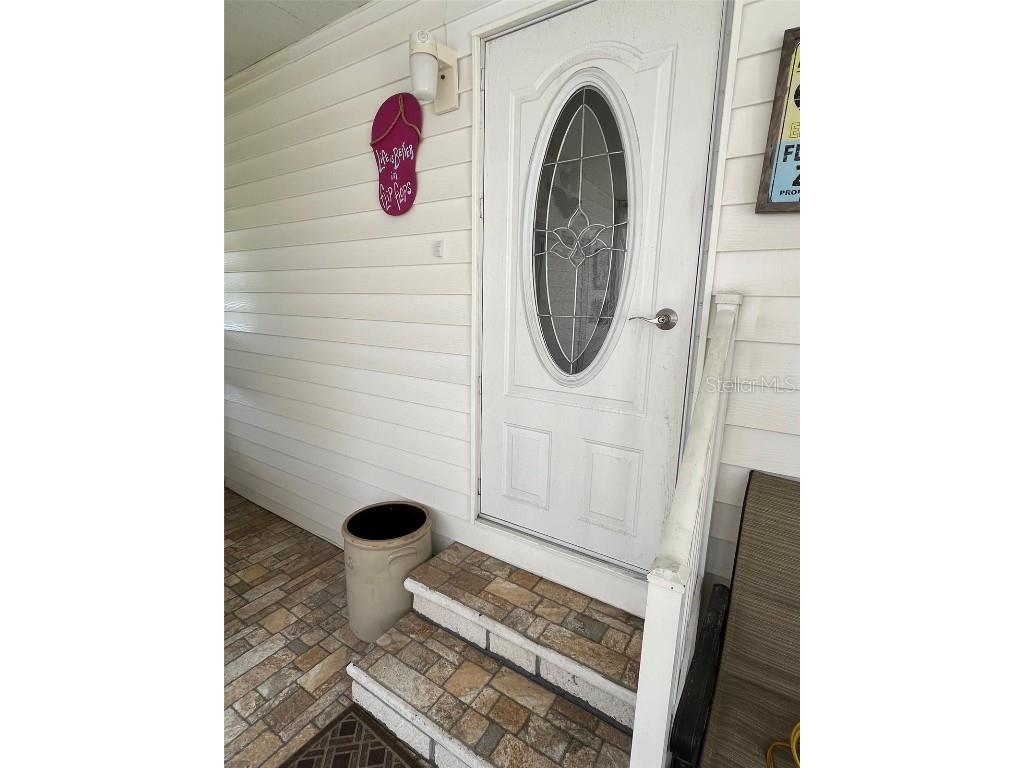 35 Thatch Palm Street E #35 Largo FL 33770 TB8306831 image4