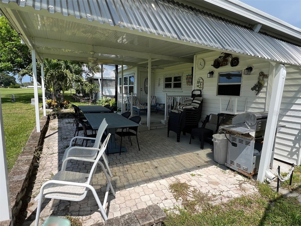 35 Thatch Palm Street E #35 Largo FL 33770 TB8306831 image7