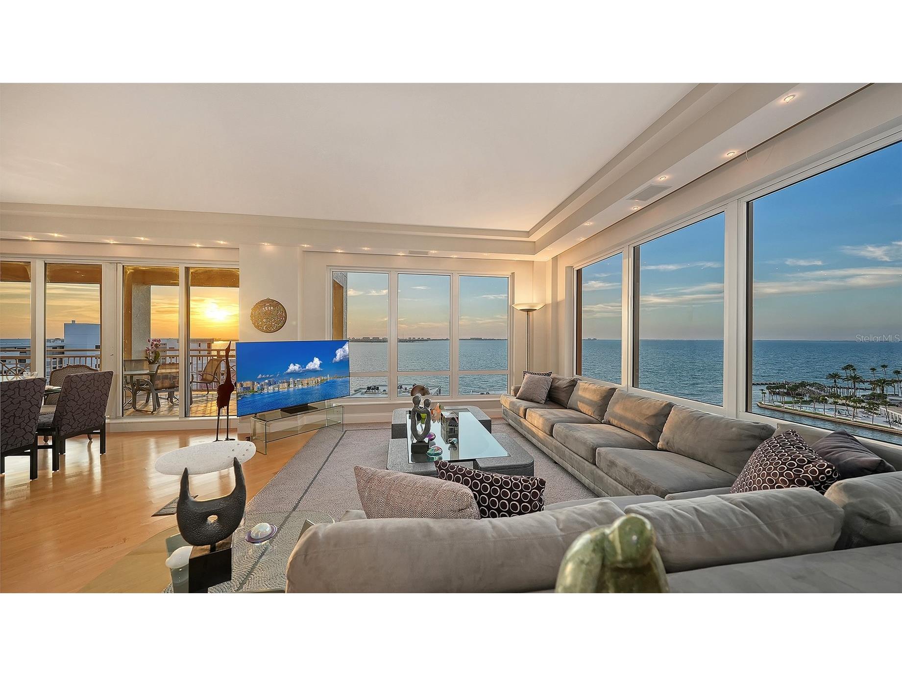 35 Watergate Drive #1005 Sarasota FL 34236 - SARASOTA BAY A4676375 image6