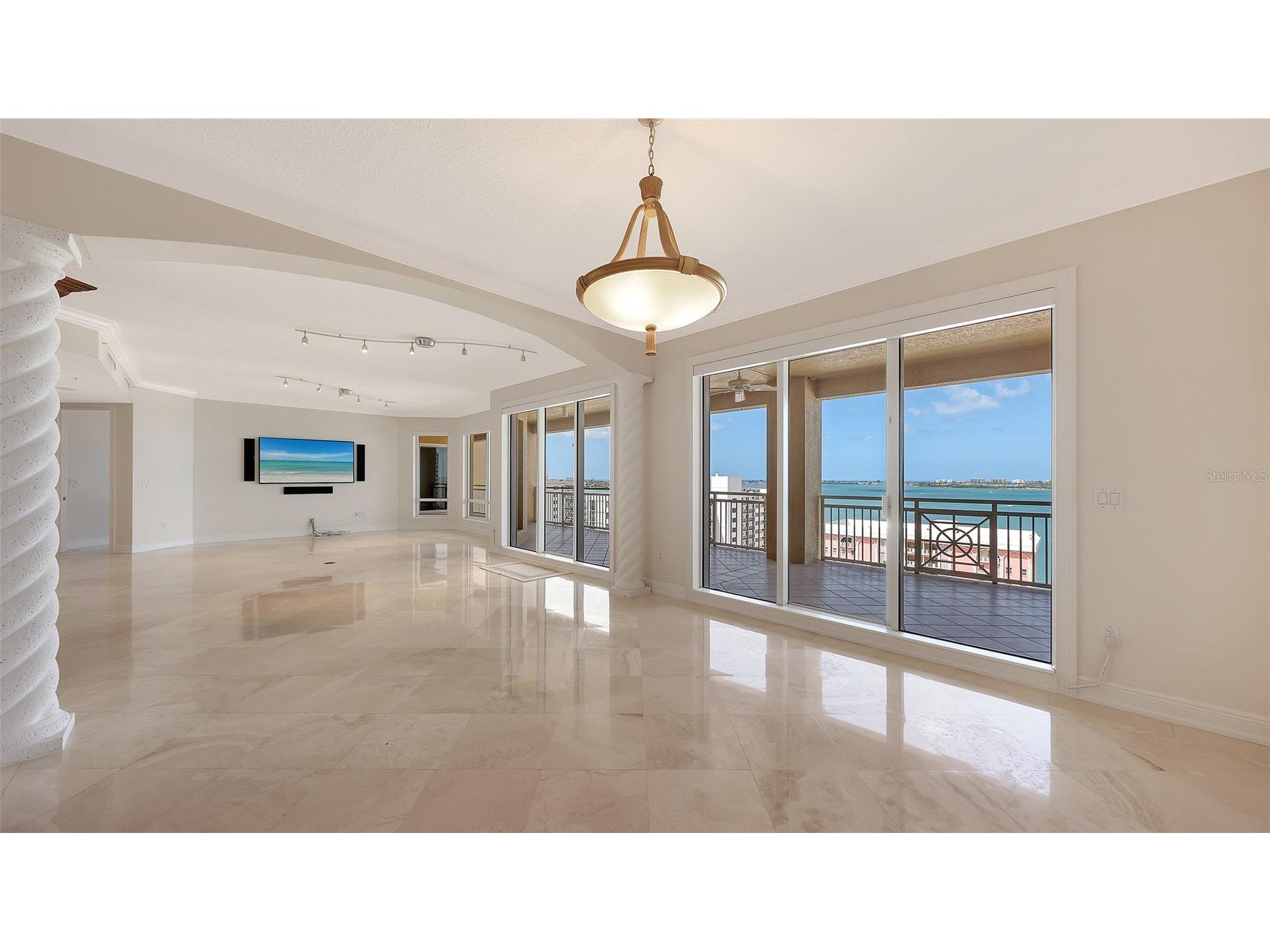 35 Watergate Drive #1103 Sarasota FL 34236 A4643363 image14