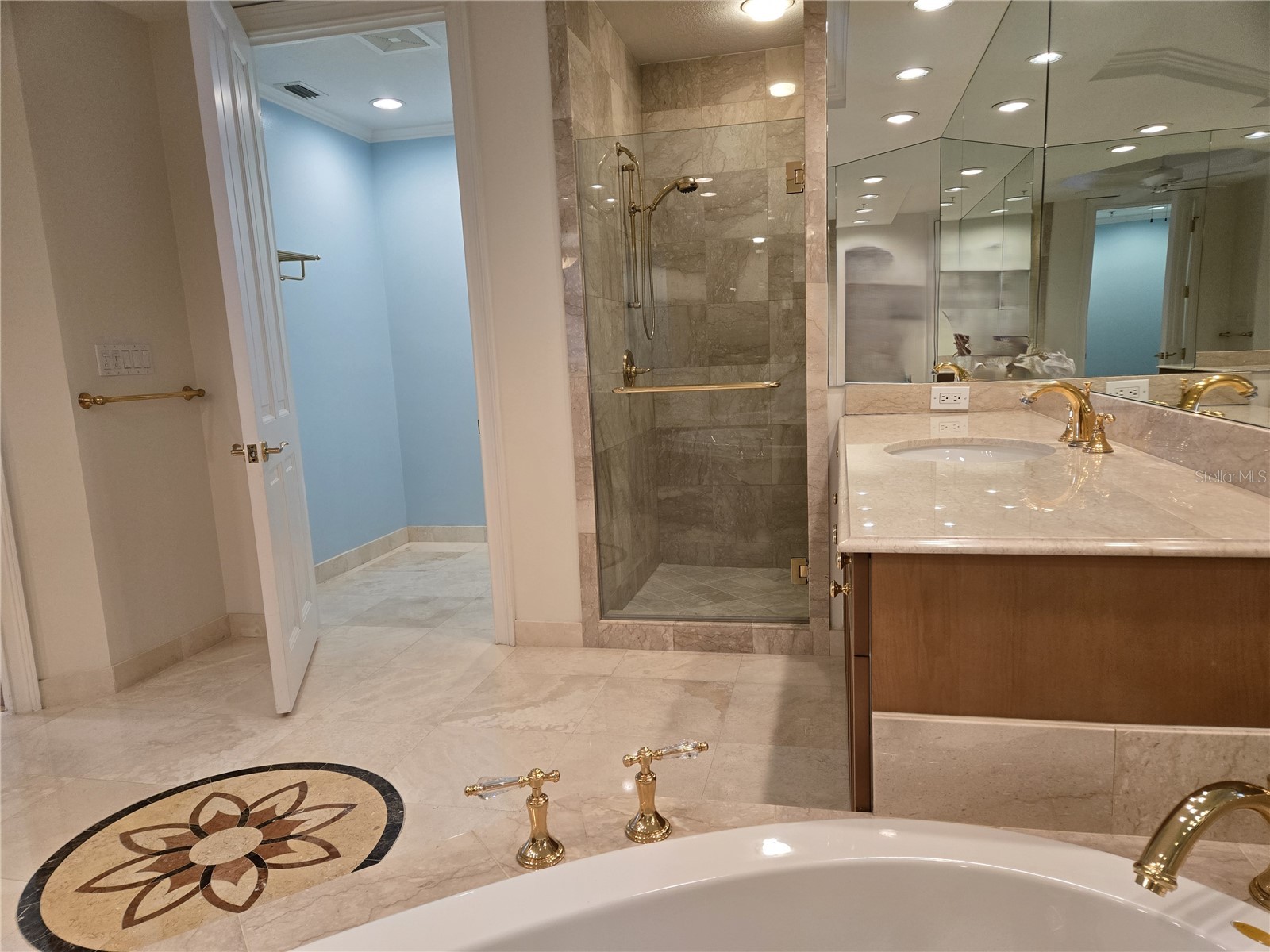 35 Watergate Drive #1103 Sarasota FL 34236 A4643363 image29