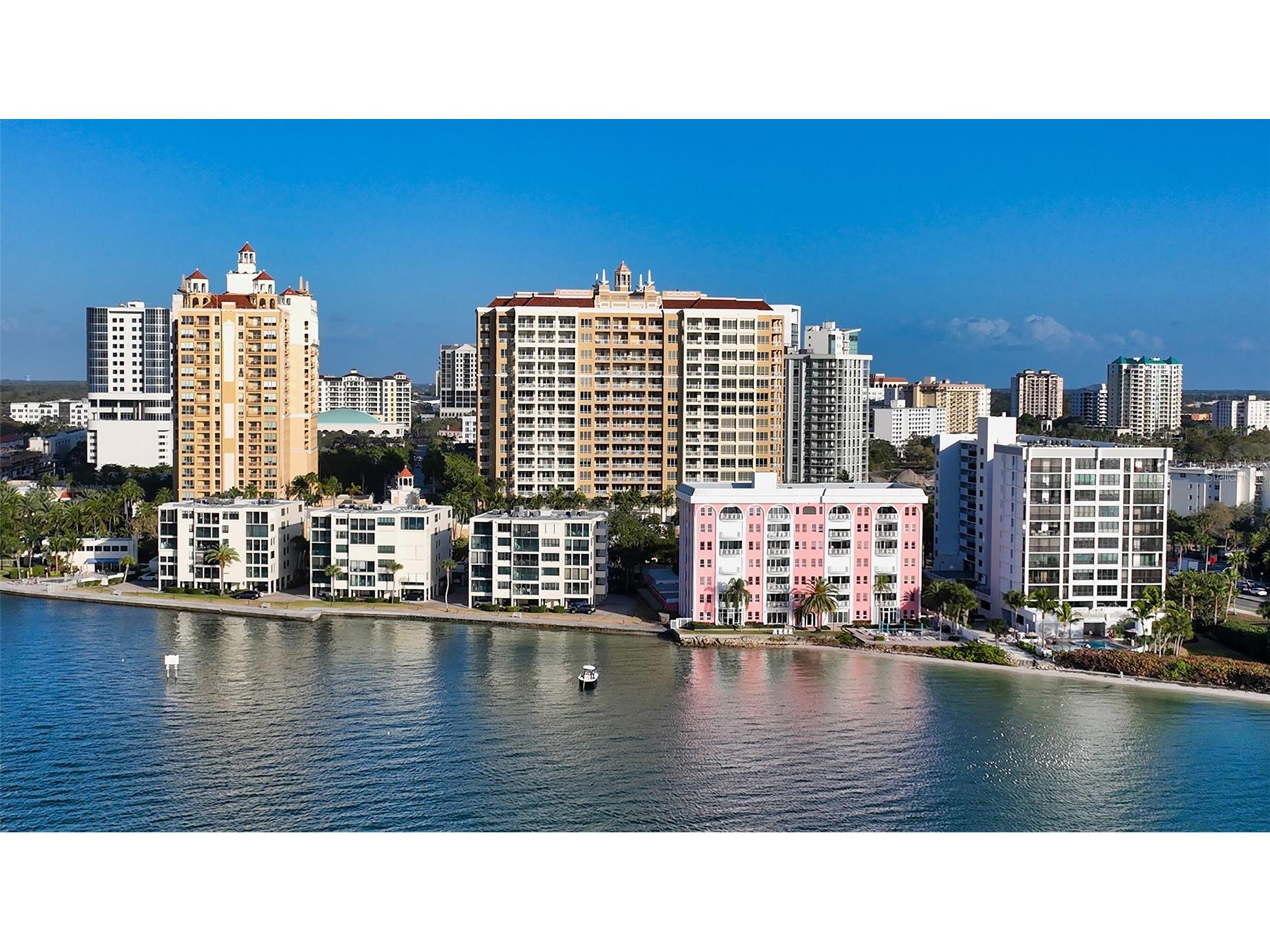 35 Watergate Drive #1103 Sarasota FL 34236 A4643363 image3