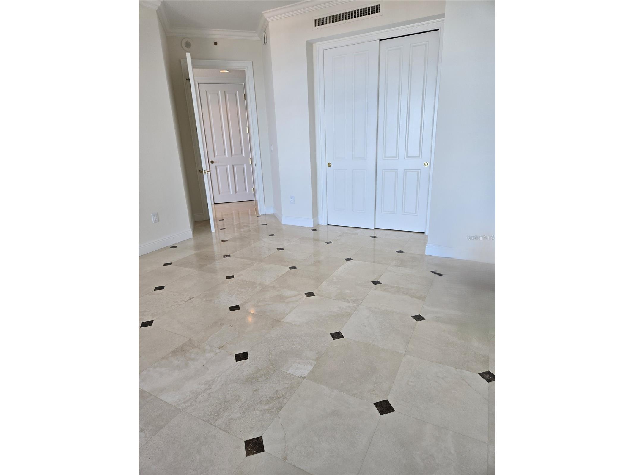 35 Watergate Drive #1103 Sarasota FL 34236 A4643363 image36