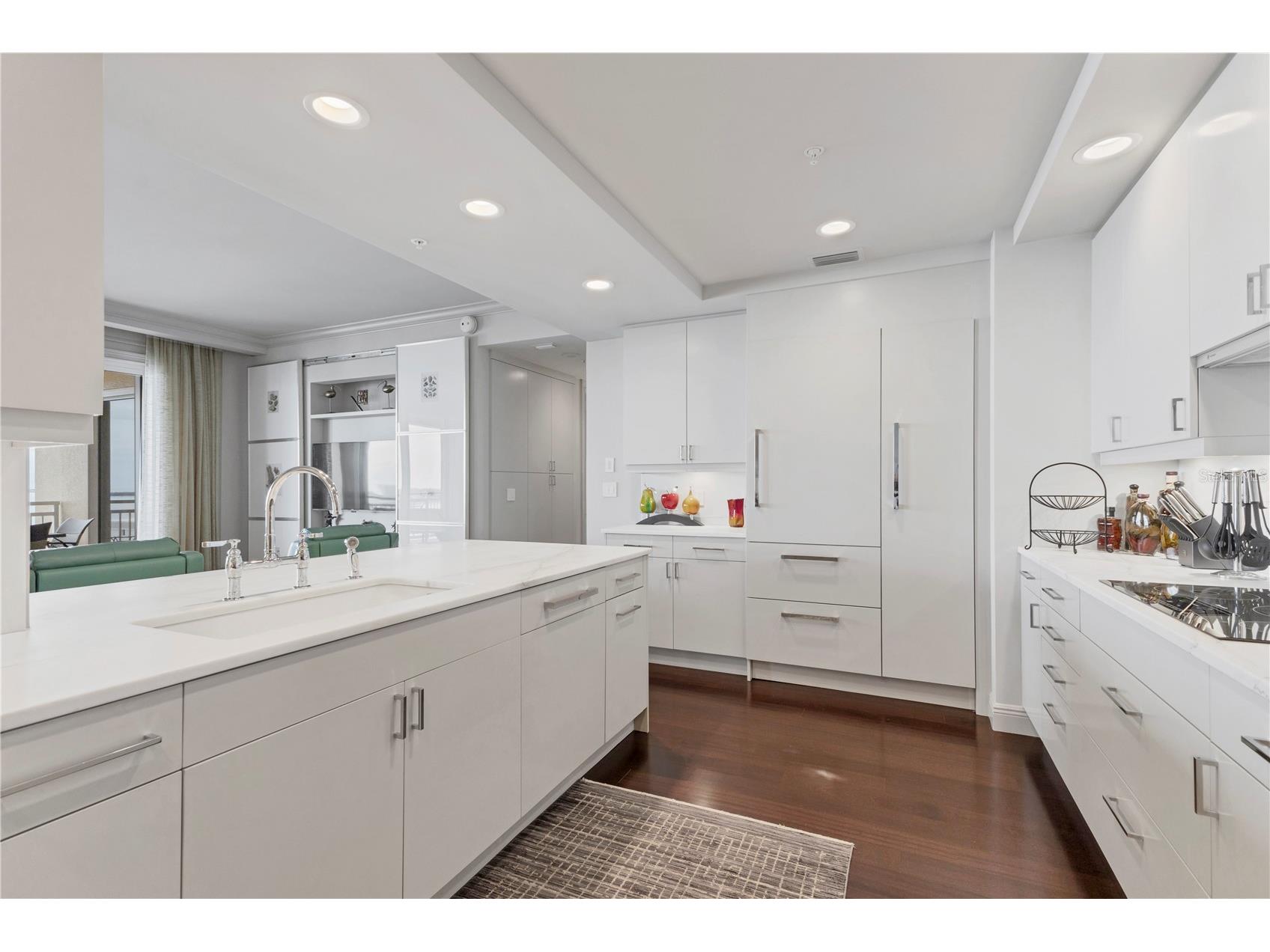35 Watergate Drive #1203 Sarasota FL 34236 A4690889 image18