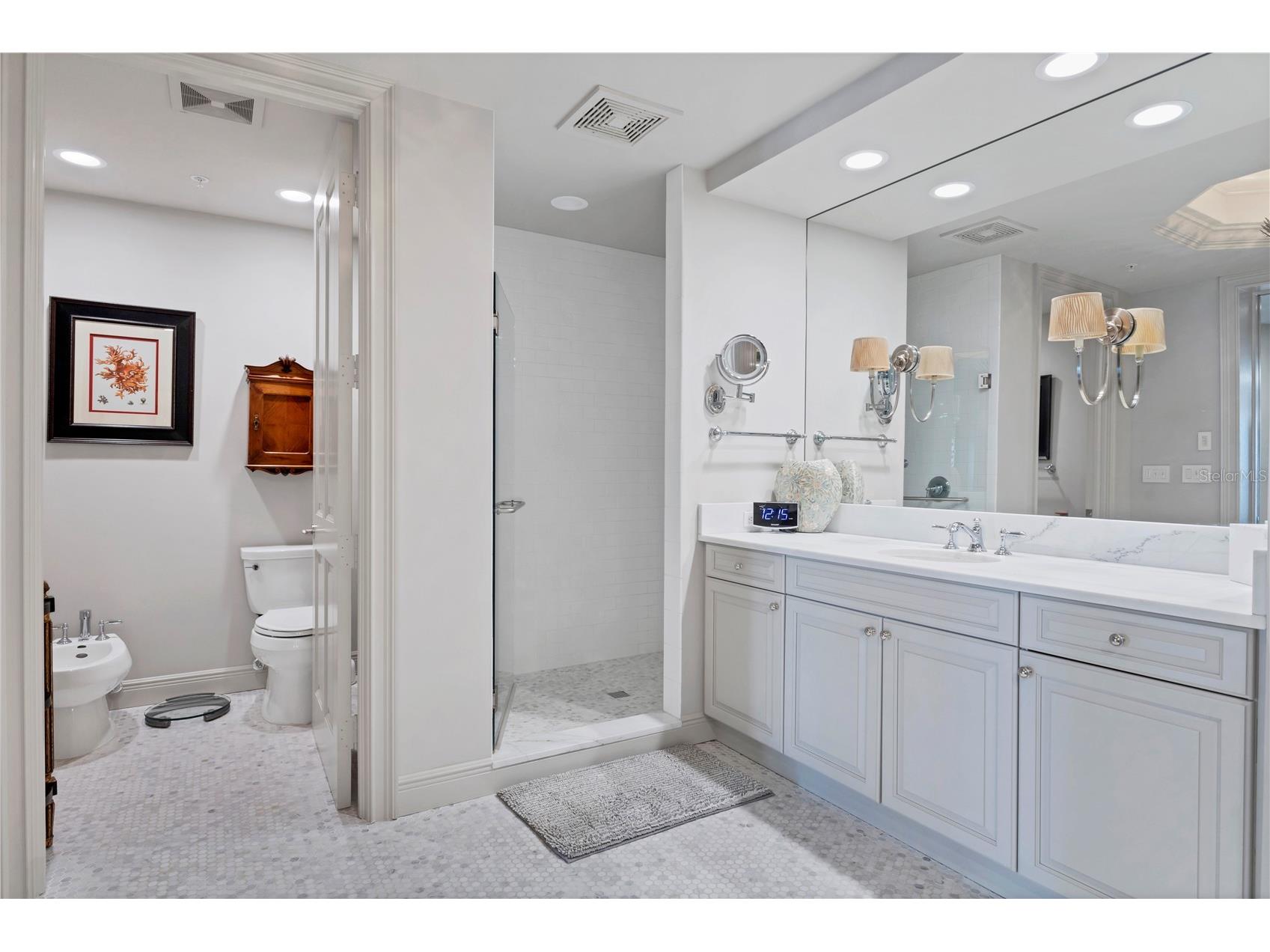 35 Watergate Drive #1203 Sarasota FL 34236 A4690889 image30