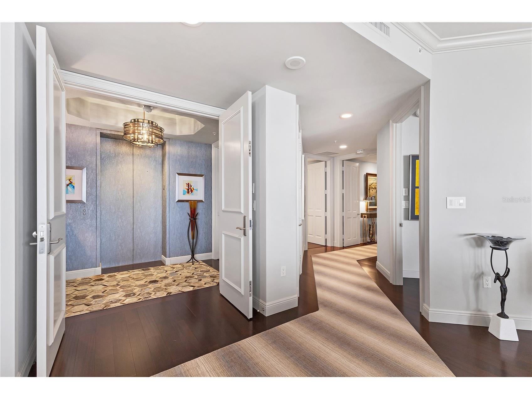 35 Watergate Drive #1203 Sarasota FL 34236 A4690889 image4