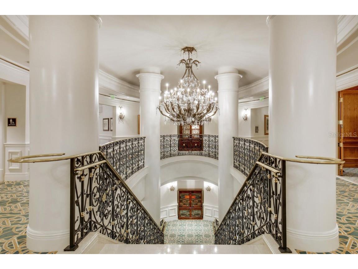 35 Watergate Drive #1402 Sarasota FL 34236 - SARASOTA BAY ICW A4644646 image4