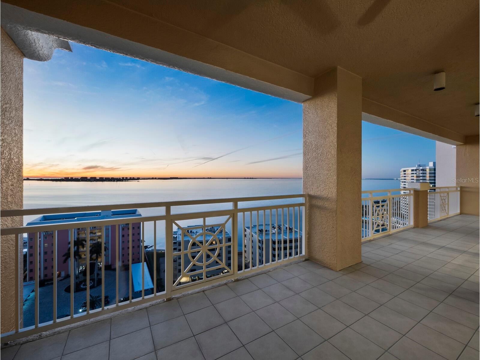 35 Watergate Drive #1403 Sarasota FL 34236 A4679133 image51