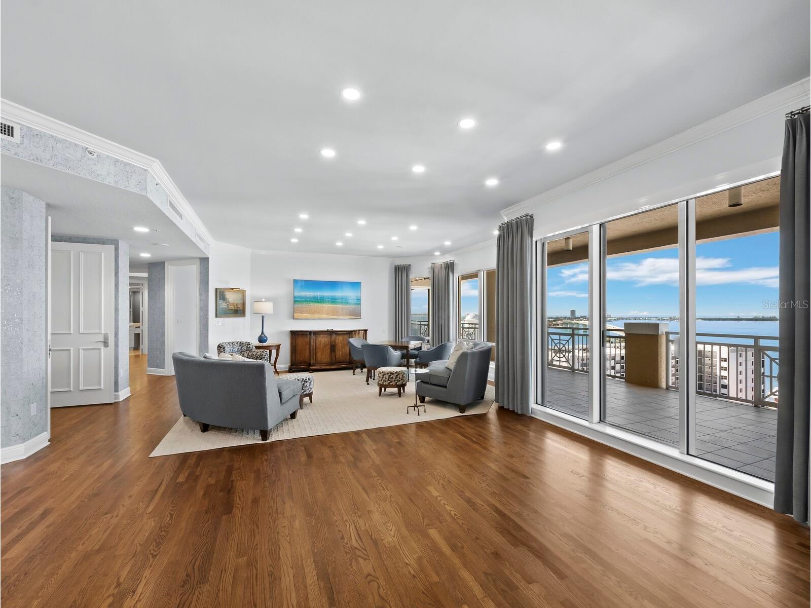 35 Watergate Drive #1403 Sarasota FL 34236 A4679133 image8