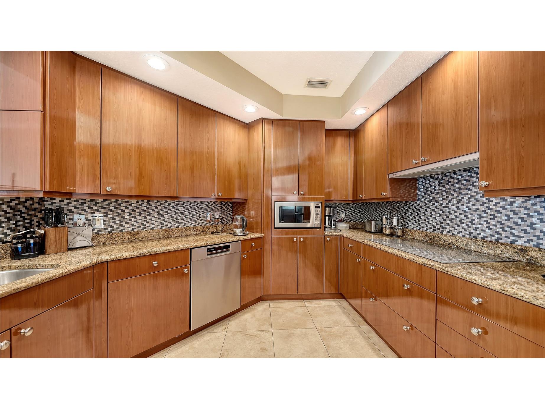 35 Watergate Drive #1506 Sarasota FL 34236 A4685943 image18