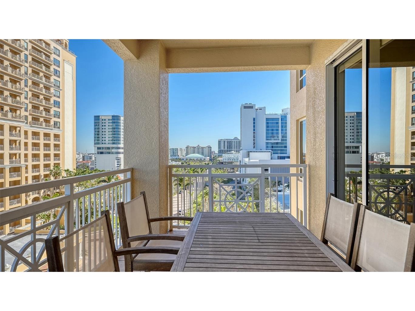 35 Watergate Drive #806 Sarasota FL 34236 A4670200 image16