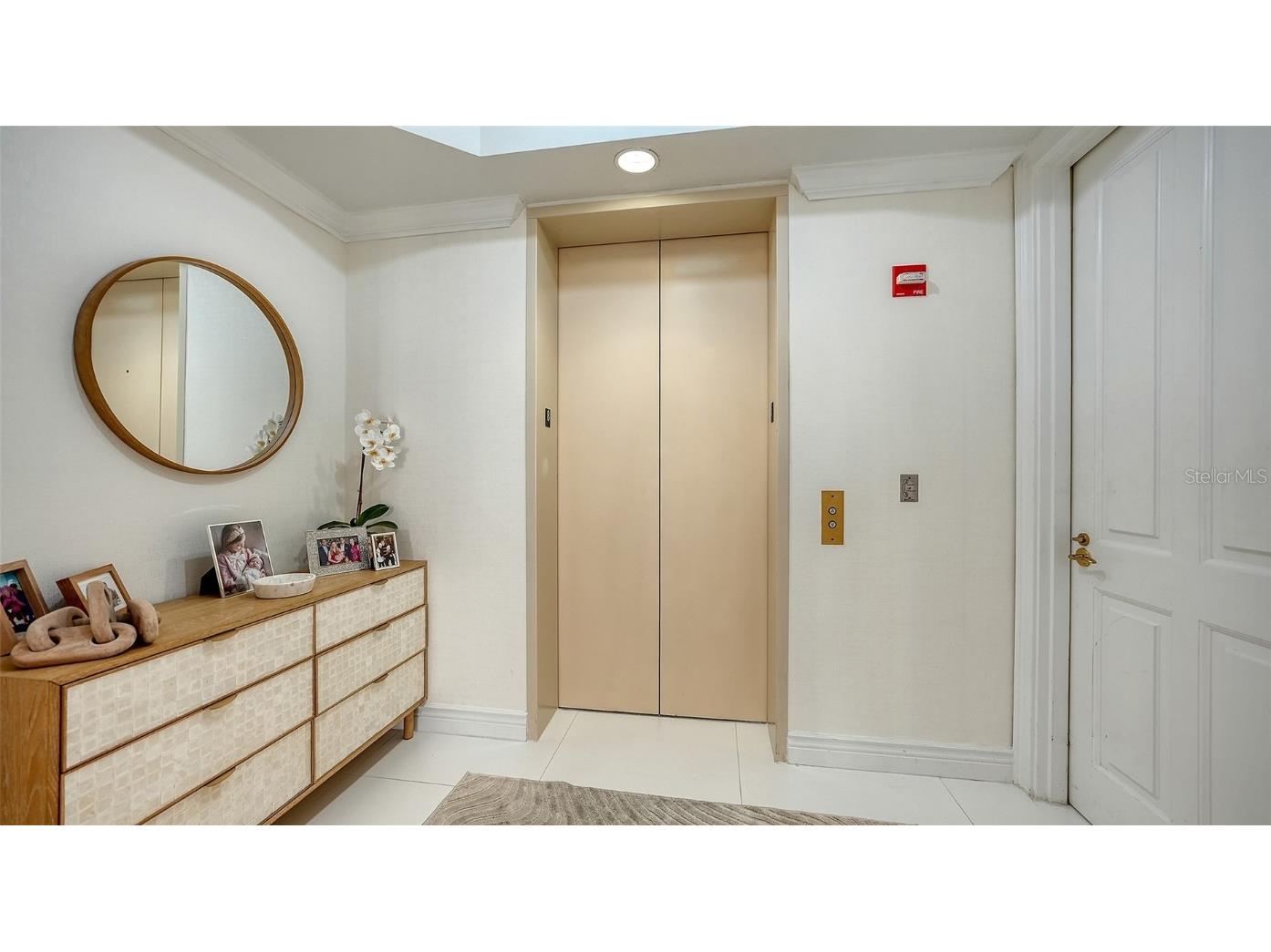 35 Watergate Drive #806 Sarasota FL 34236 A4670200 image4