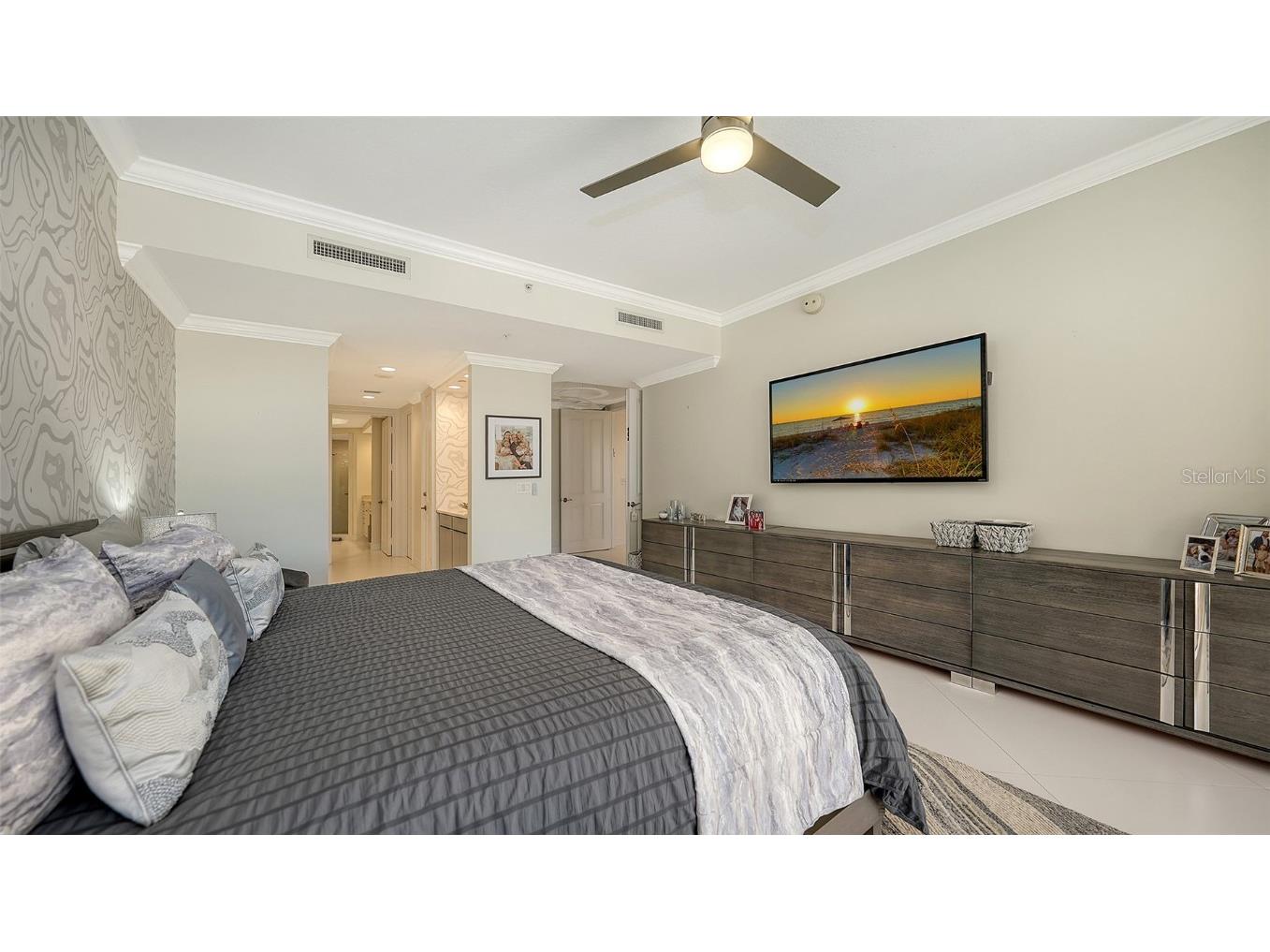 35 Watergate Drive #806 Sarasota FL 34236 A4670200 image42