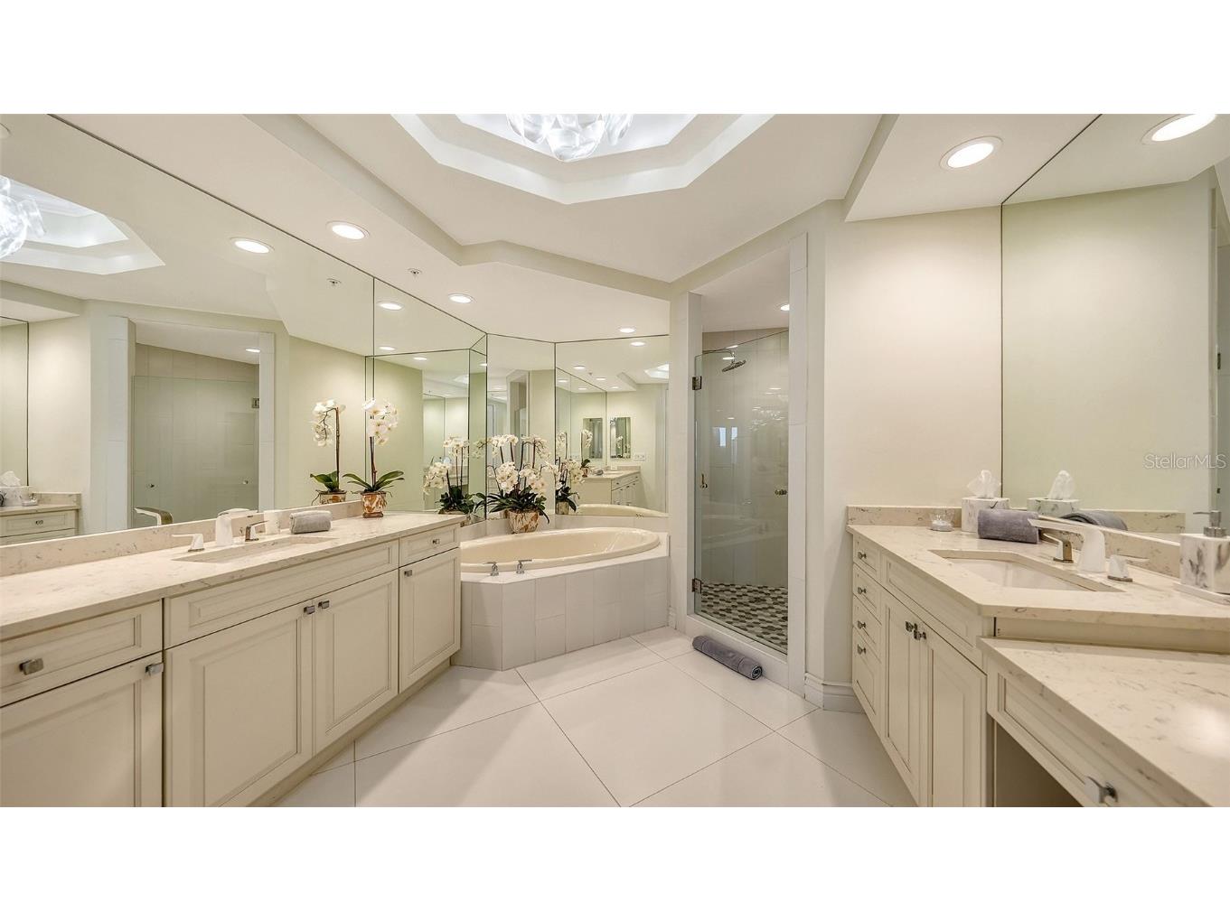 35 Watergate Drive #806 Sarasota FL 34236 A4670200 image44