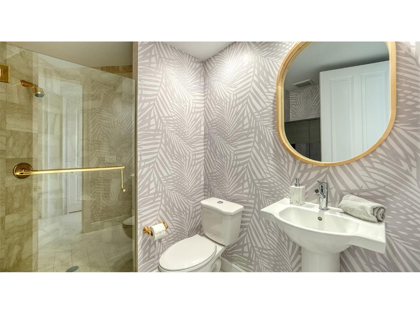 35 Watergate Drive #806 Sarasota FL 34236 A4670200 image53