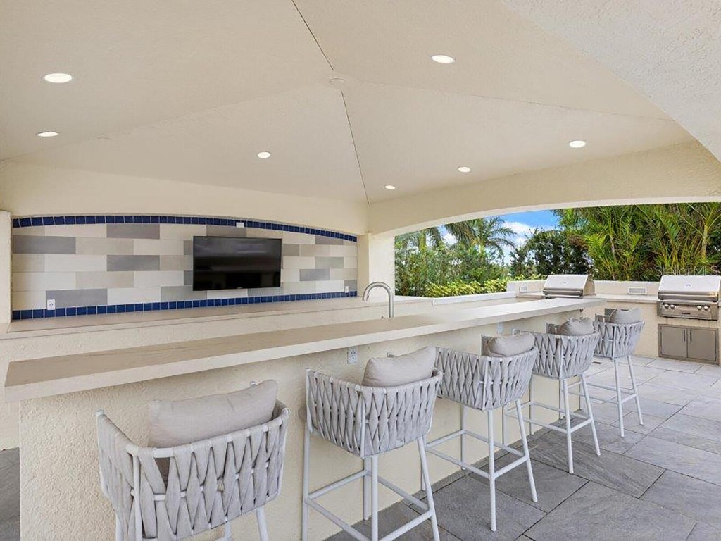 35 Watergate Drive #906 Sarasota FL 34236 A4668452 image57