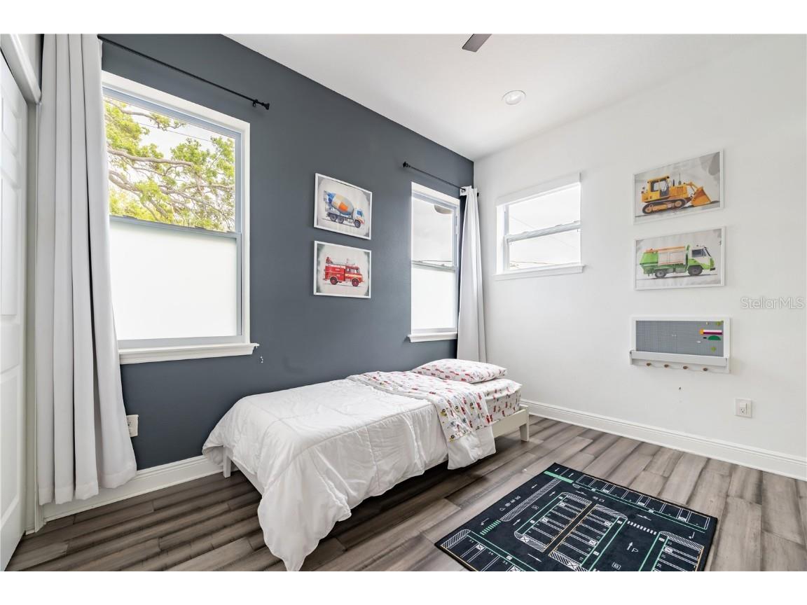 350 28th Street S Saint Petersburg FL 33712 TB8438302 image16