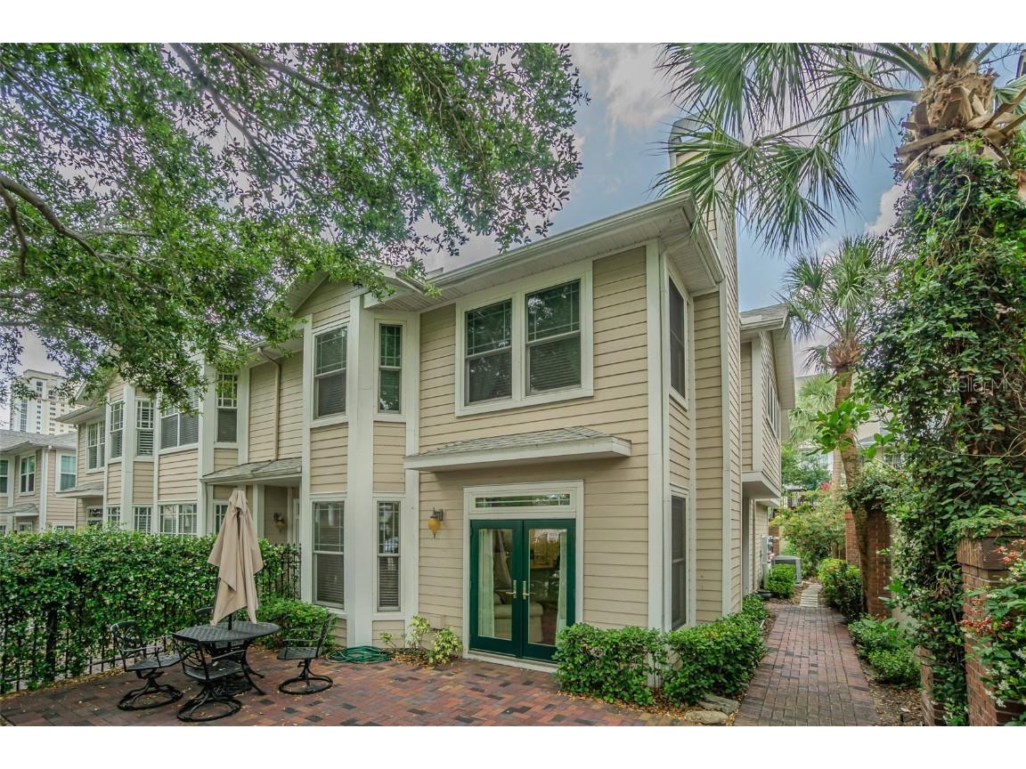 350 2nd Street N #1 Saint Petersburg FL 33701 TB8389279 image1