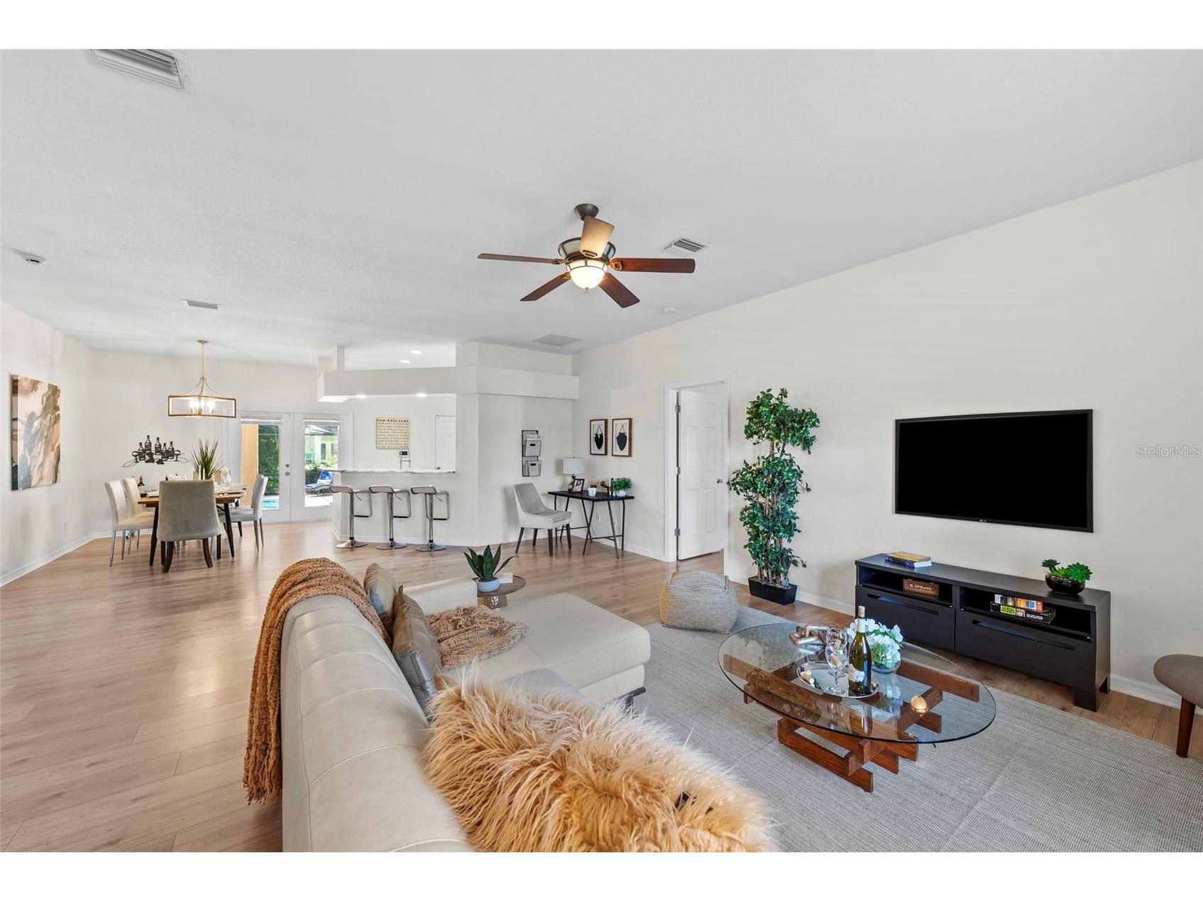 350 47th Avenue N Saint Petersburg FL 33703 TB8507250 image10