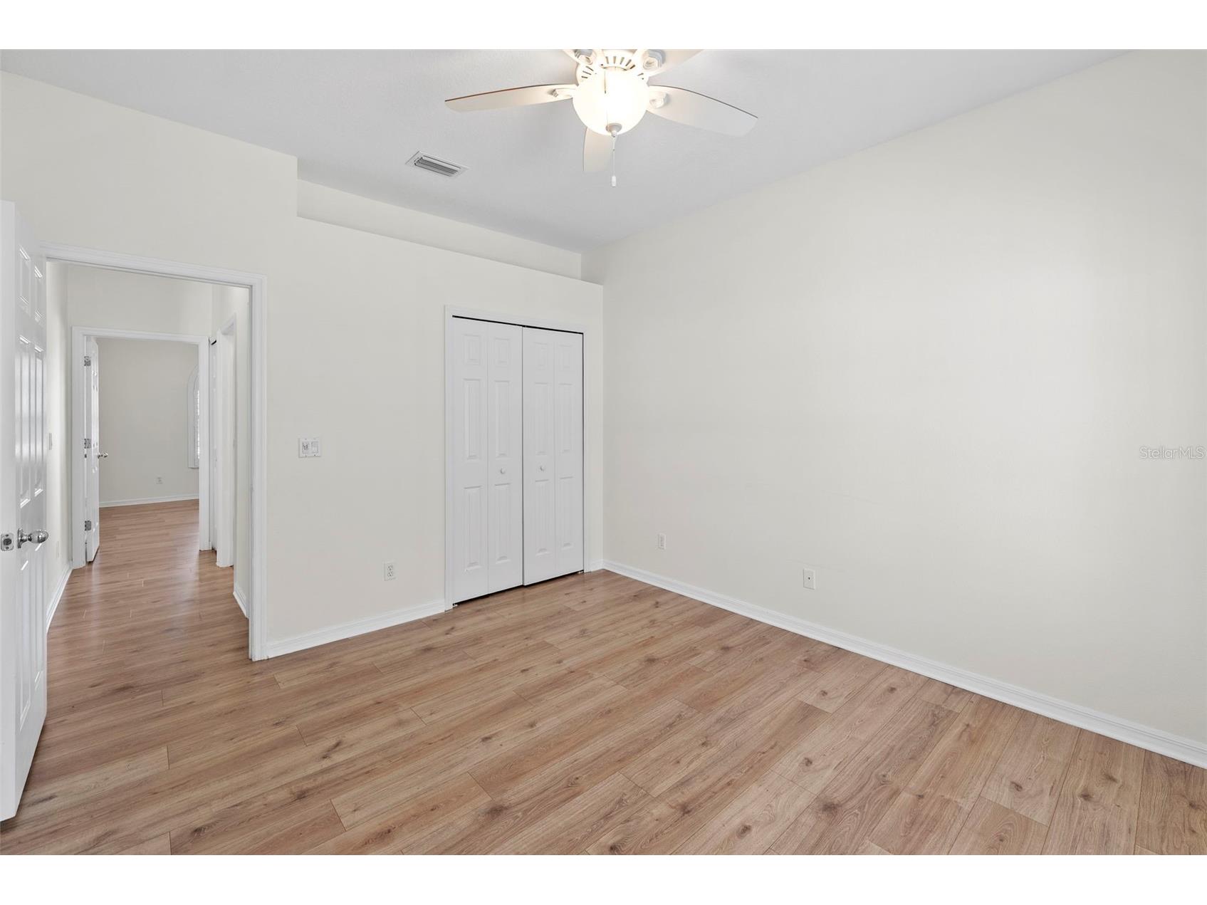350 47th Avenue N Saint Petersburg FL 33703 TB8507250 image33