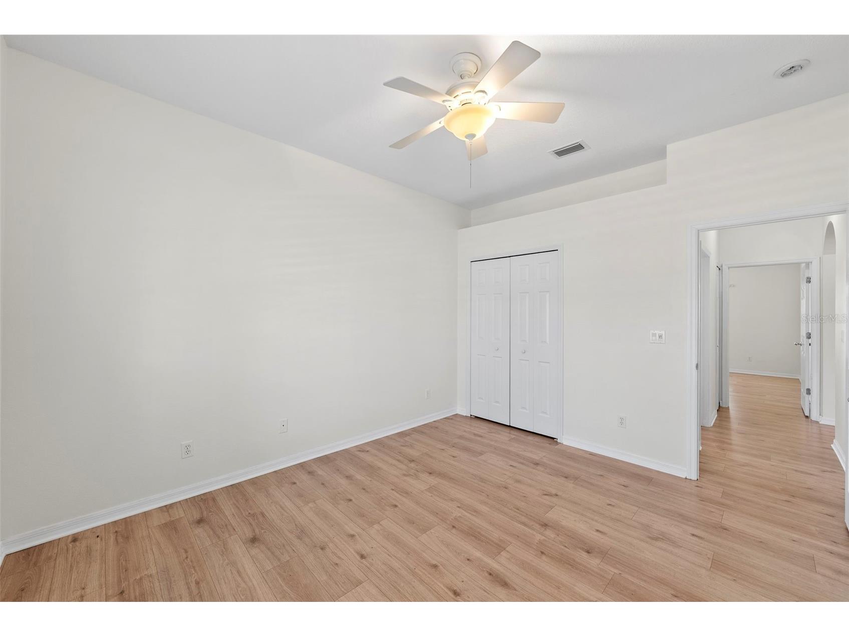 350 47th Avenue N Saint Petersburg FL 33703 TB8507250 image38